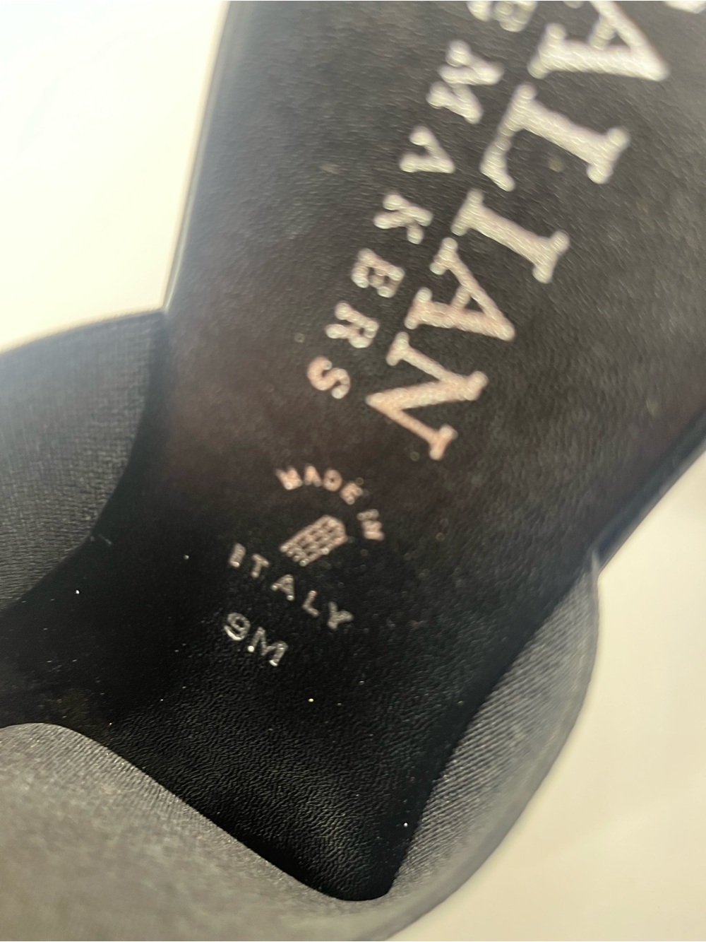 Italian Shoemaker Women’s Size 9 Sandals - Picture 3 of 5